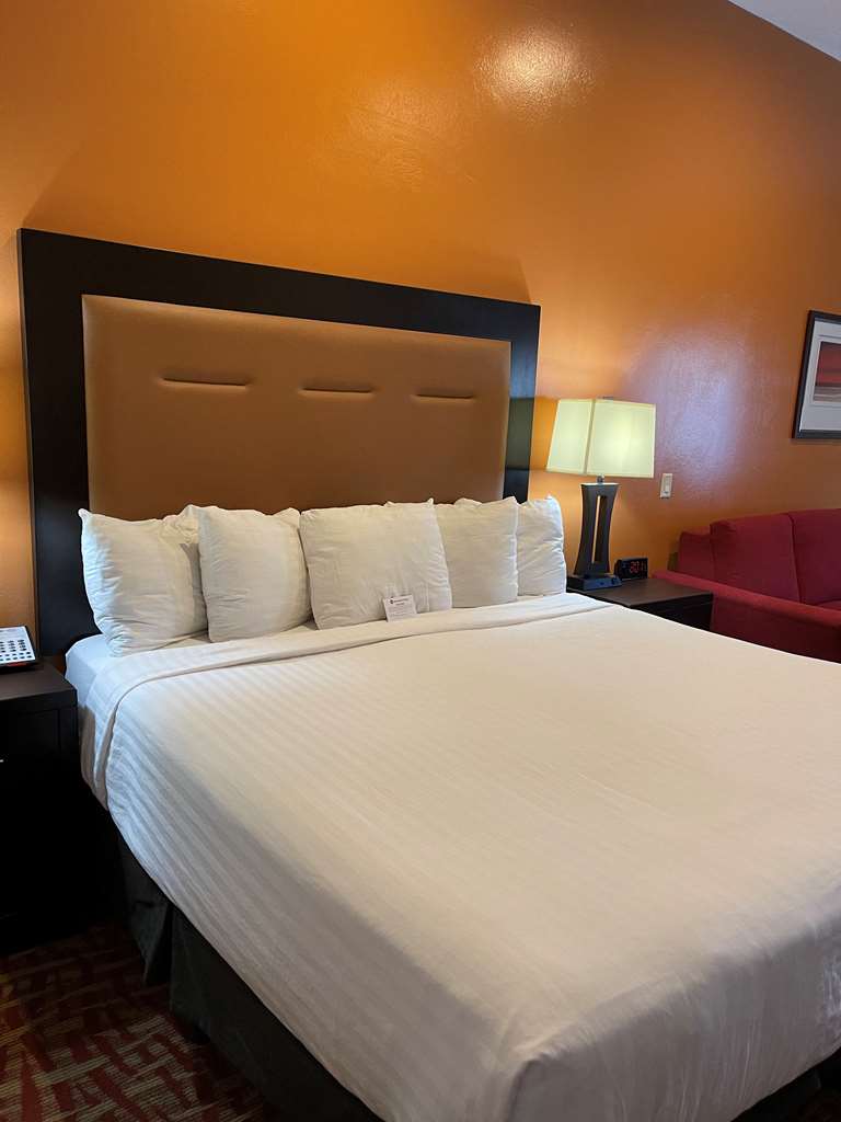 Best Western Plus Zion West Hotel - photo 23