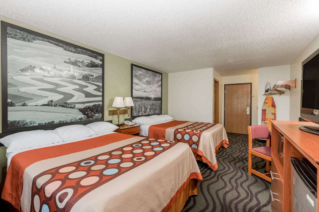 Super 8 by Wyndham Newton - photo 8