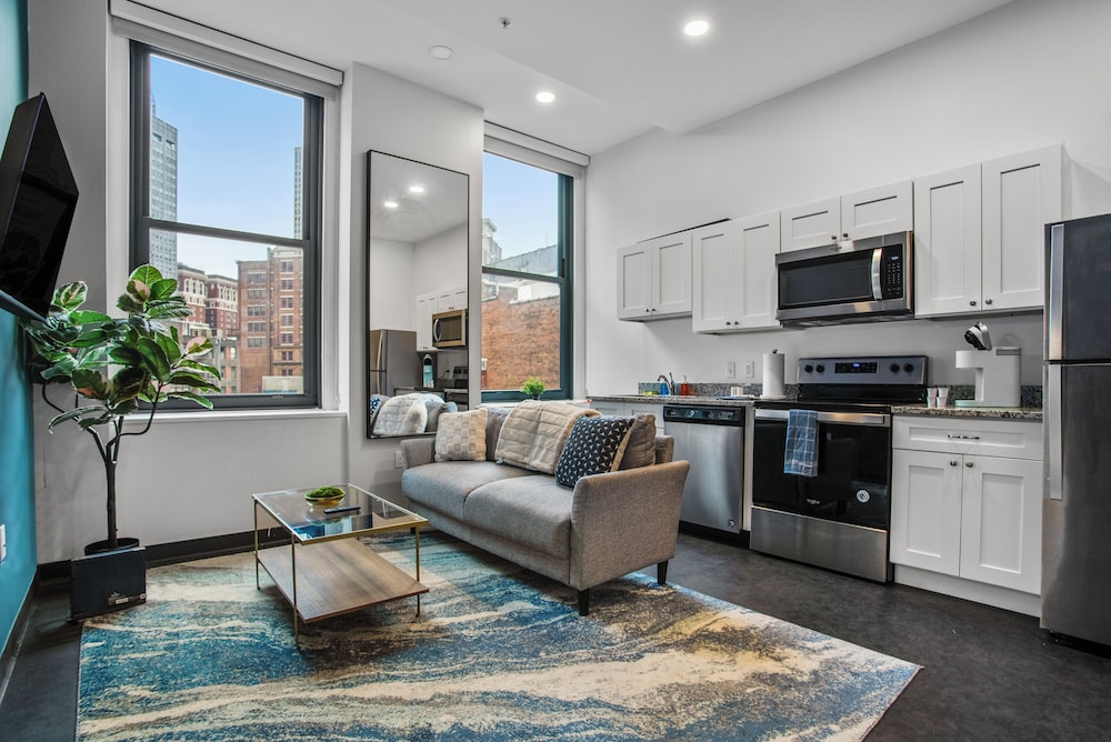 CozySuites William in Pittsburgh, United States