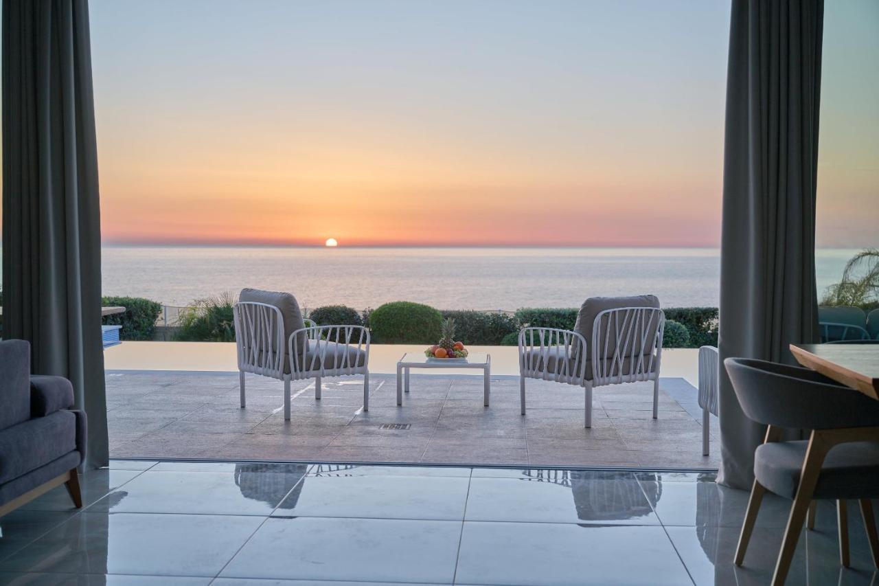 Olymp Luxury Villa D Luxury Escape with Direct Beach Access and Unique Sunsets
