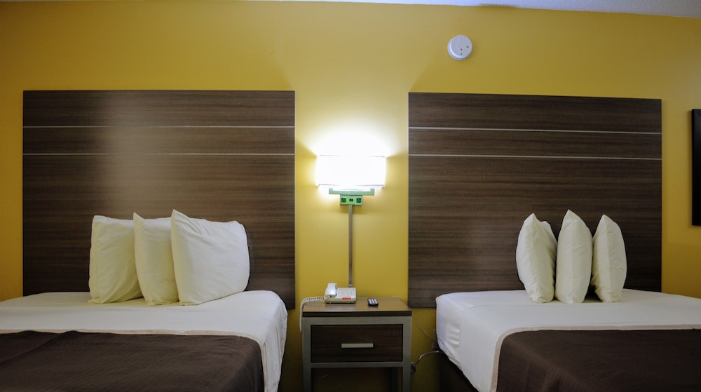 Southern Inn Lumberton - photo 10