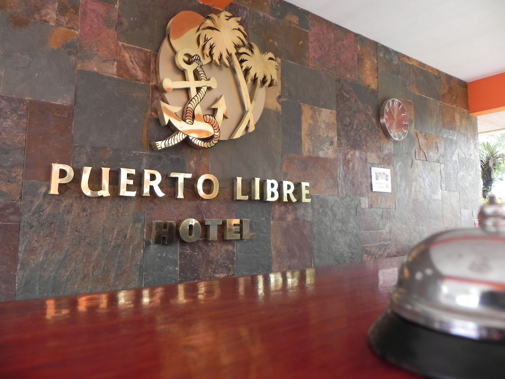 Hotel Puerto Libre — hotel in Puerto Barrios