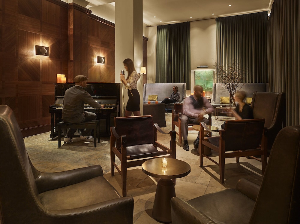 Refinery Hotel - photo 48