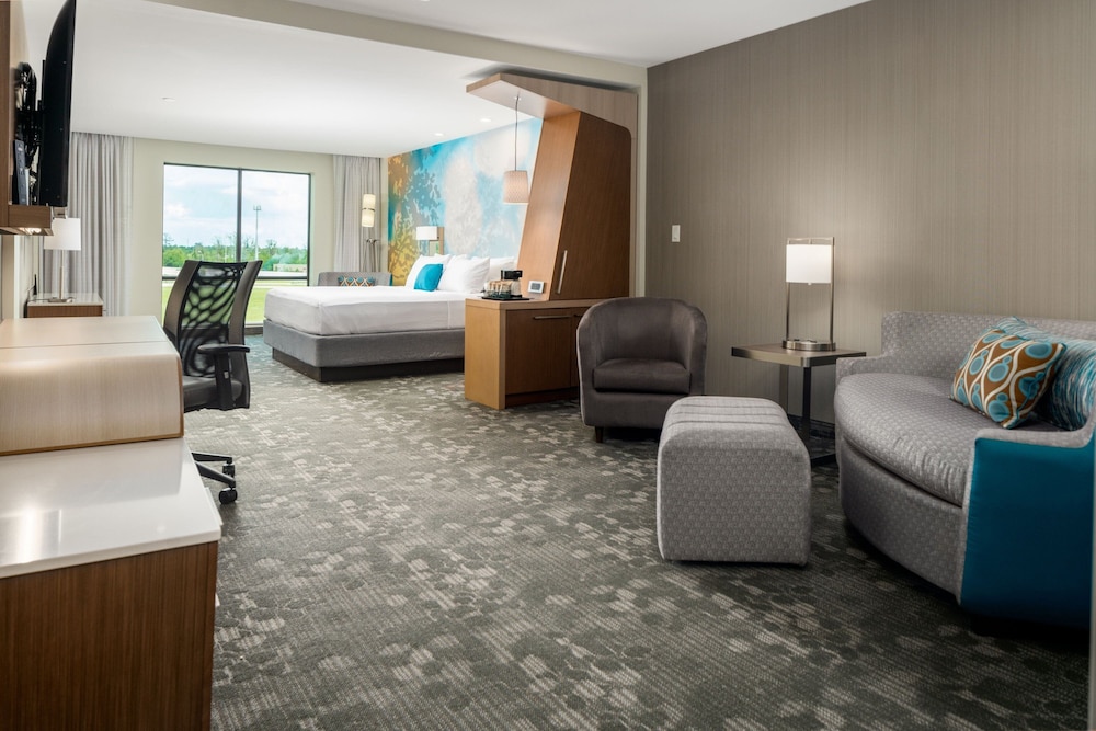 Courtyard by Marriott Houston Northeast - photo 13