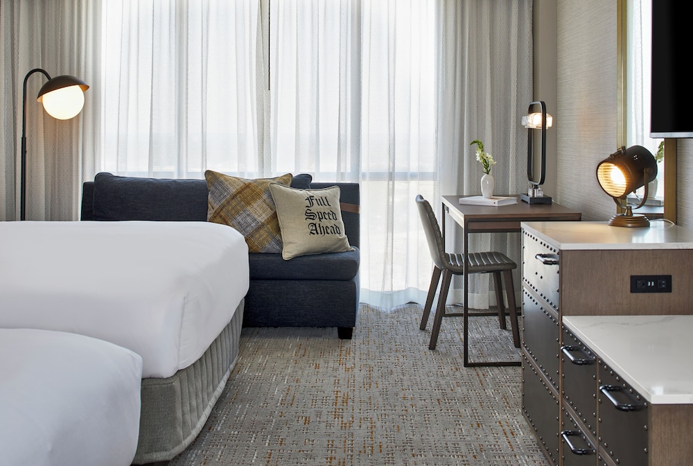 The Battle House Renaissance Mobile Hotel & Spa - photo 36