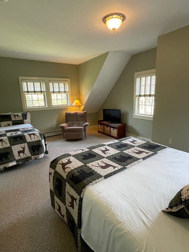 Snowed Inn - photo 24