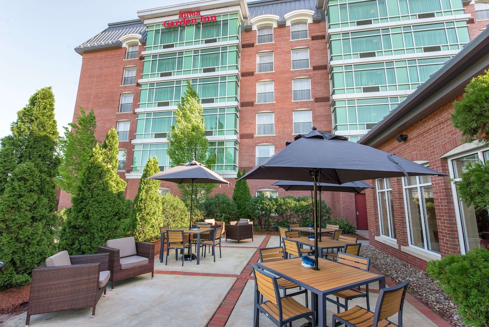 Hilton Garden Inn Manchester Downtown - photo 65
