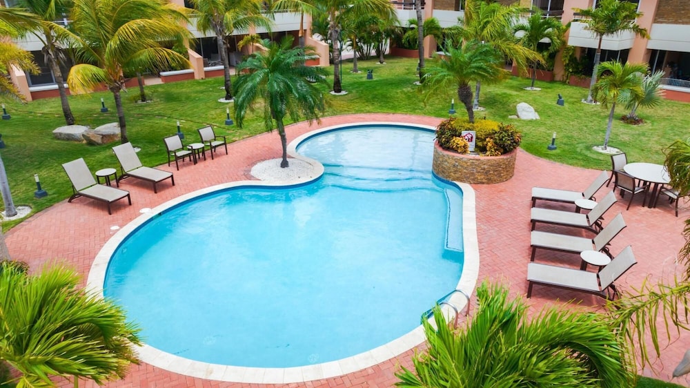 Amazing 2 Bedroom Townhouse near Eagle Beach — 4-Star Luxury Hotel in Oranjestad, Aruba
