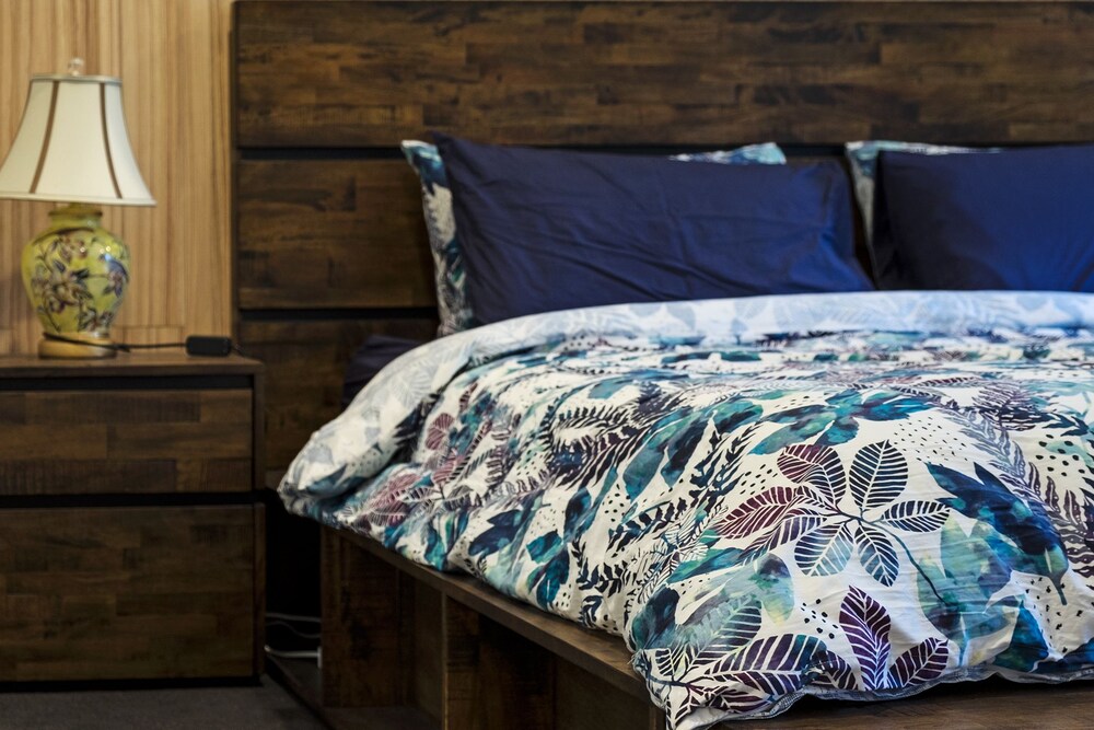 Olinda self service apartments — 4-Star Luxury Hotel in Olinda, Australia