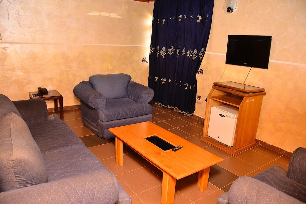 Bbs Diamond Suites — Kaduna — photo 2
