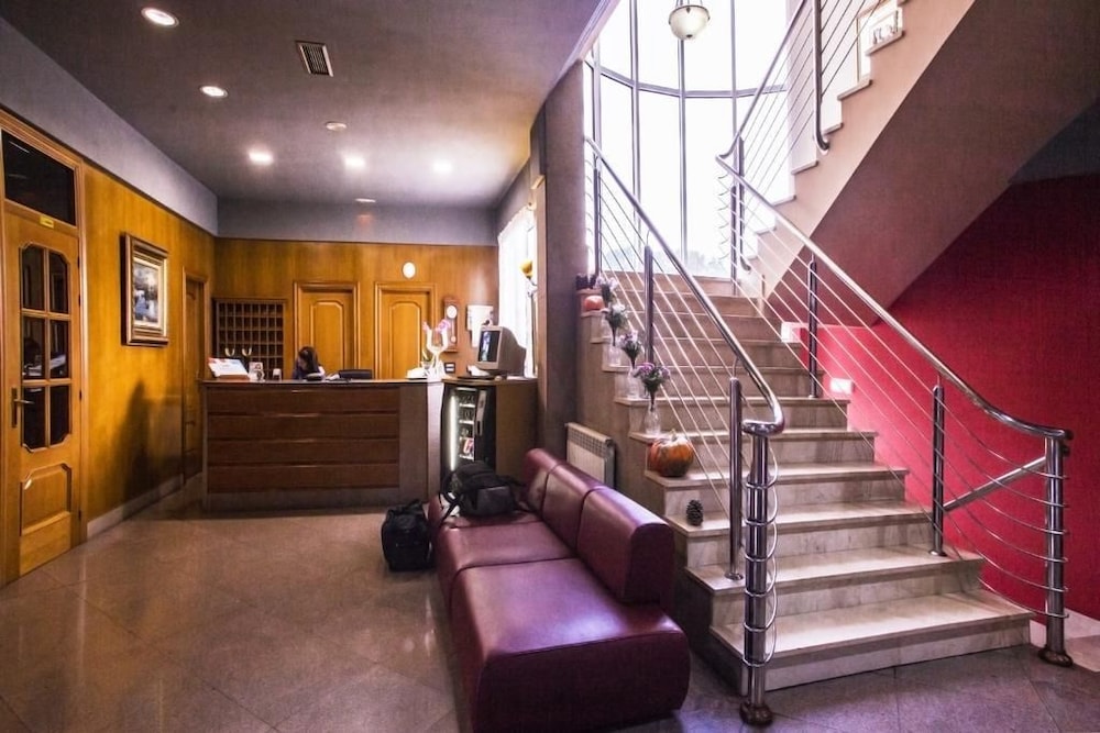 Hotel Las Moreras - last minute hotel in Sariegos