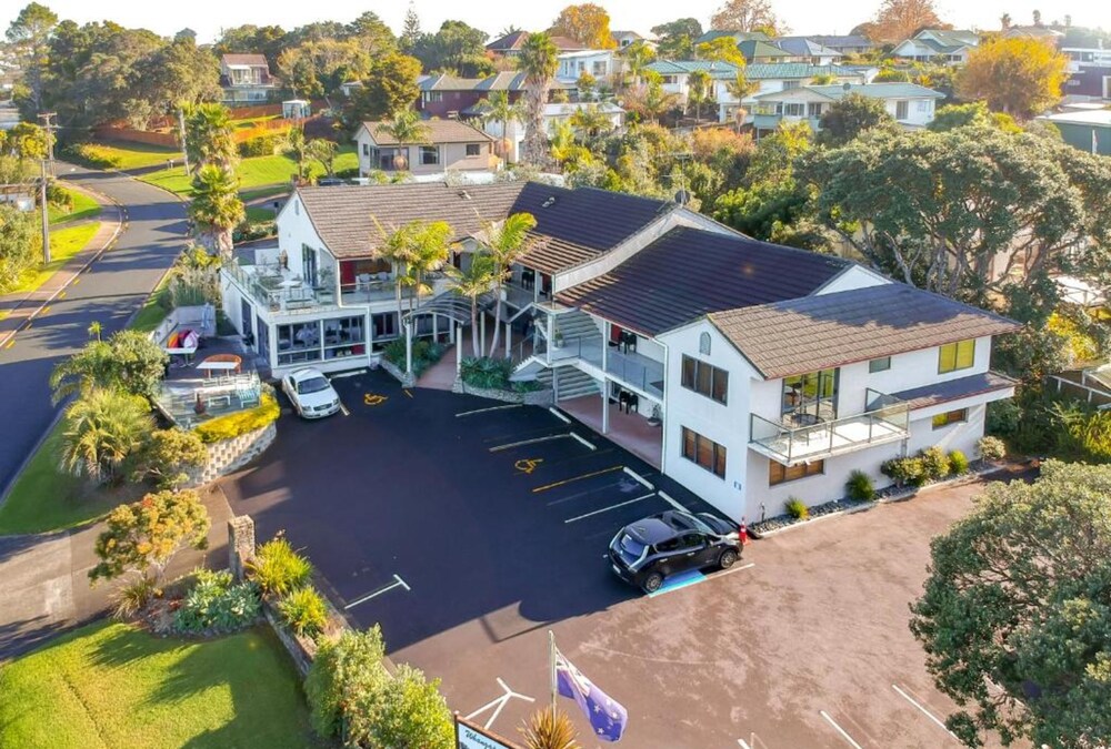 Whangaparaoa Lodge — 4-Star Luxury Hotel in Auckland, New Zealand