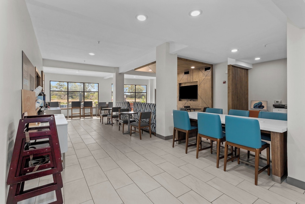 Holiday Inn Express Crockett by IHG - photo 53