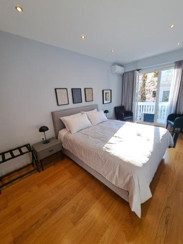 TrilogyCentral — 4-Star Luxury Hotel in Athens, Greece