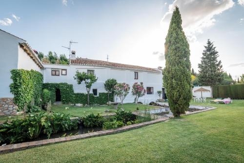 Al Agia Los Molinos de Padul — hotel in Padul