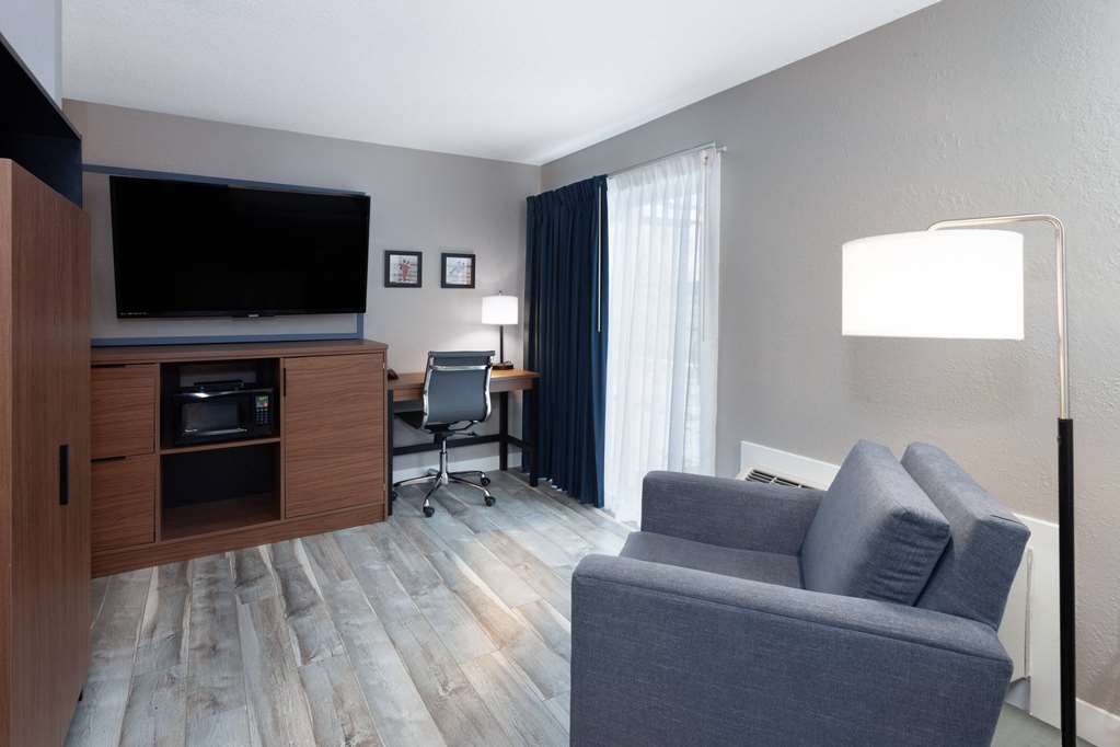 AmericInn by Wyndham New Richmond - photo 61