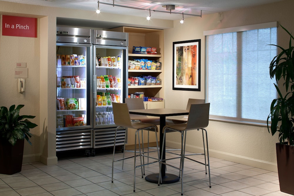 Towneplace Suites by Marriott Boca Raton - photo 17