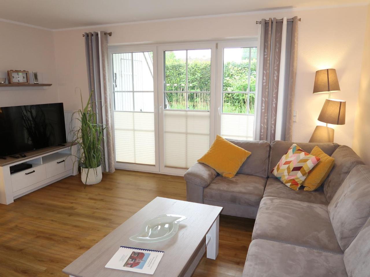 Holiday Home MeerZeit II by Interhome — 4-Star Luxury Hotel in Butjadingen, Germany