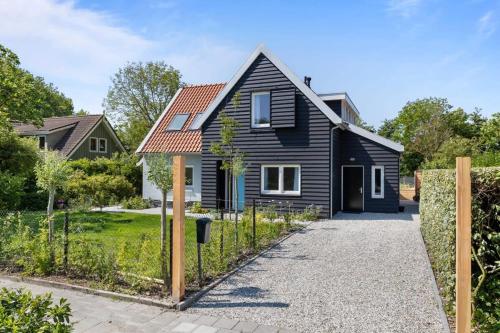 NEW Hello Zeeland Vakantiehuis Jhr De Casembrootplein 19 — carbon neutral stay, Domburg