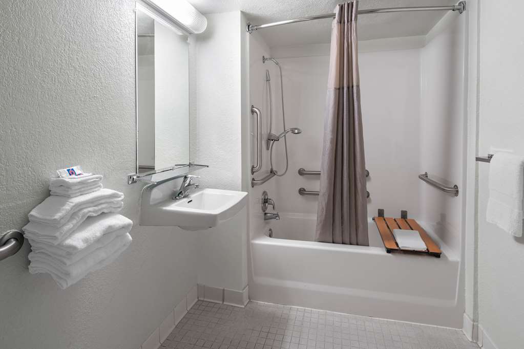 Studio 6 Suites Carpinteria CA Santa Barbara South - photo 8