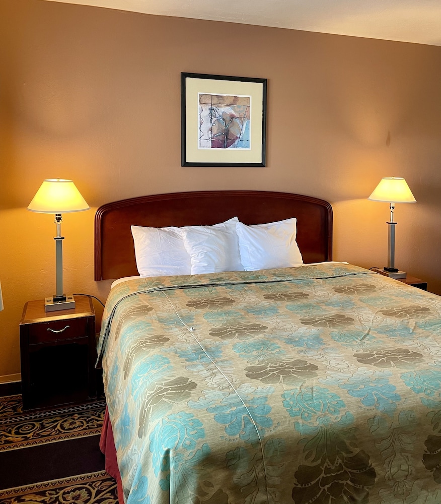 Red Bluff Inn - photo 14