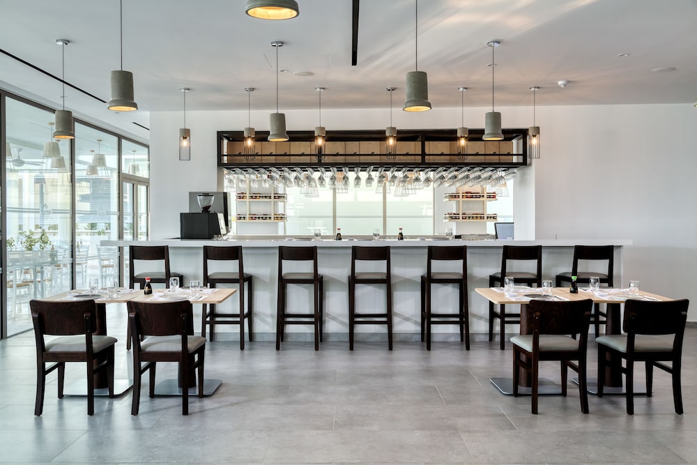 מזון ומשקאות