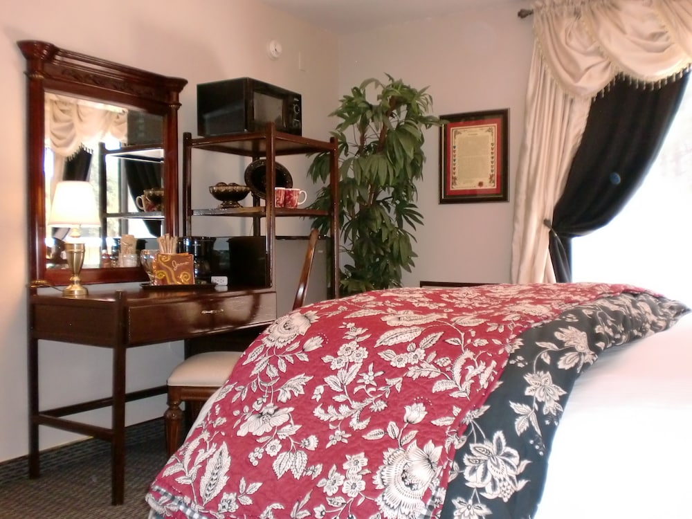 The North Shore Inn - photo 67