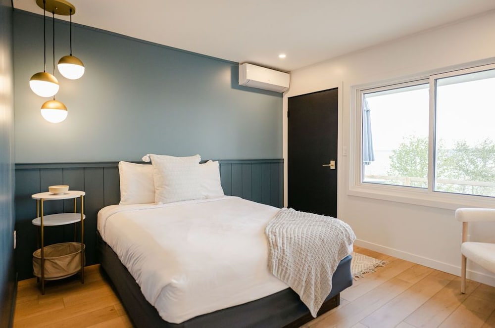 Seagull Bay Motel - photo 41