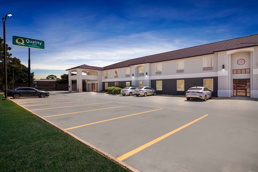 Quality Inn Bastrop — Bastrop — photo 4
