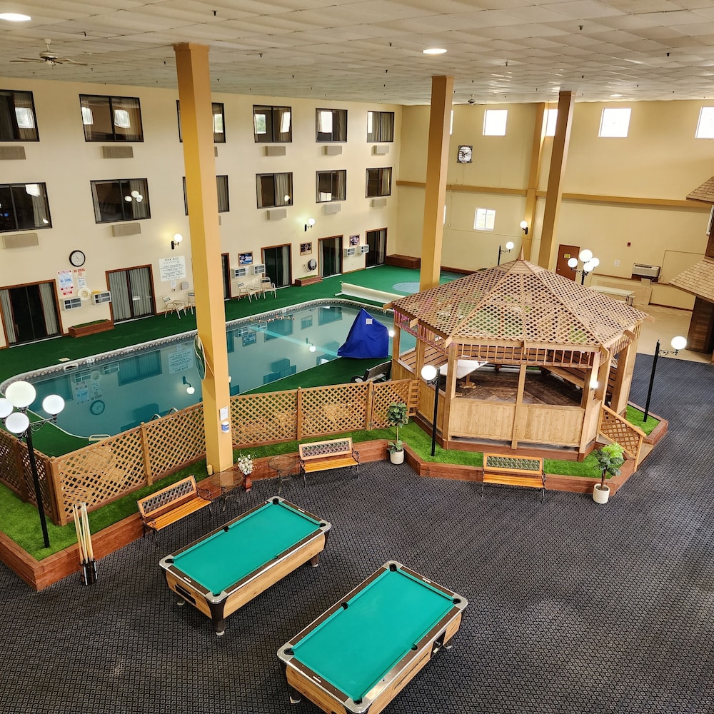Katahdin Inn & Suites - photo 28