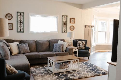 Central Tacoma Triplex — 4-Star Luxury Hotel in Tacoma, United States