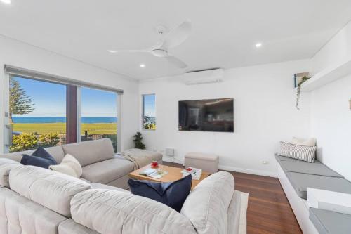 'Bulli Escape' Bright Beachfront Stay & Scenic Views — hotel in Bulli