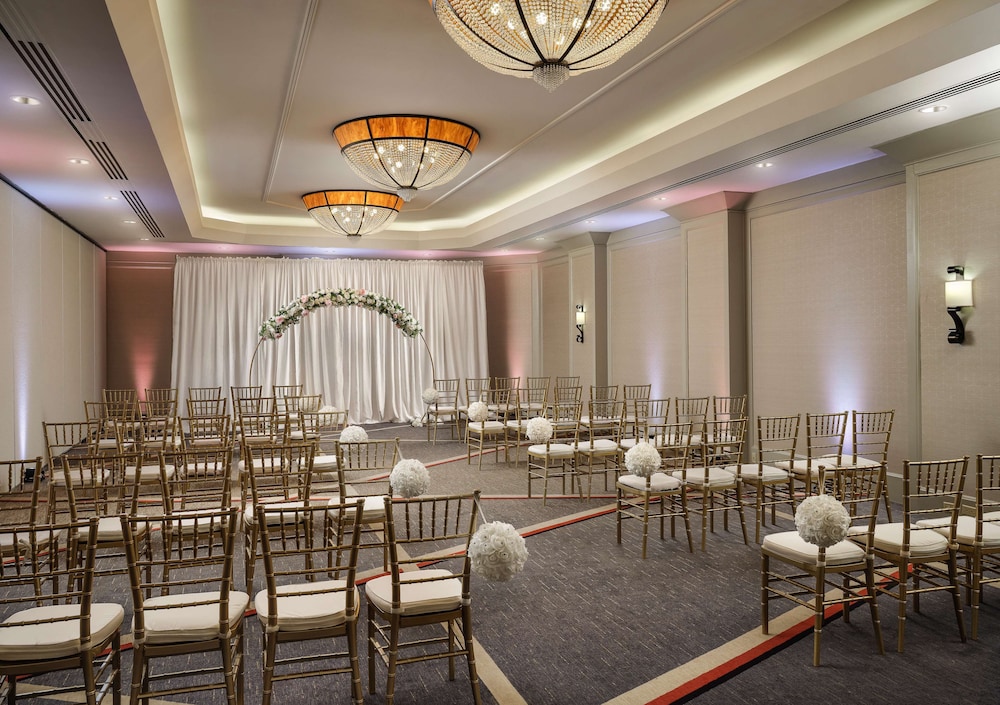 Hilton Arlington - photo 41