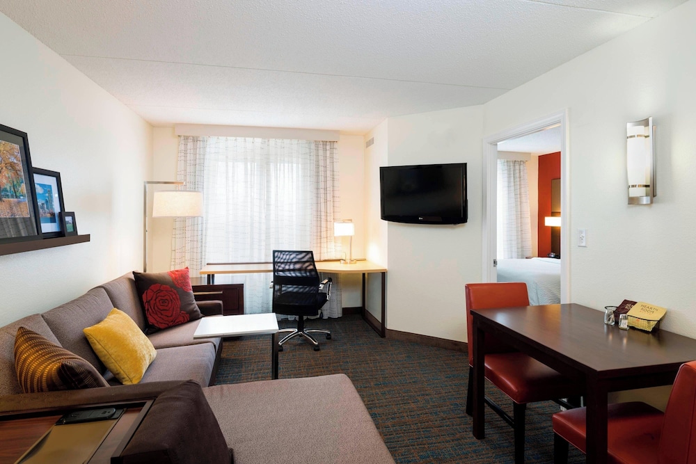 Residence Inn by Marriott Boston Framingham - photo 10