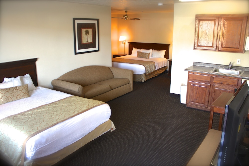 St. George Inn & Suites - photo 22