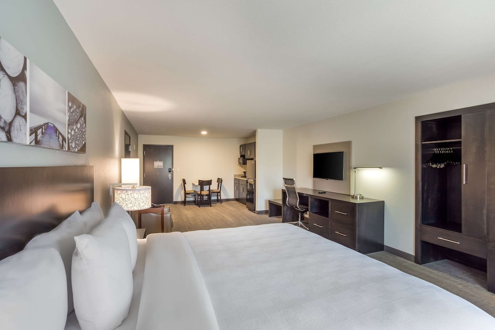 MainStay Suites Logan Ohio Hocking Hills - photo 2