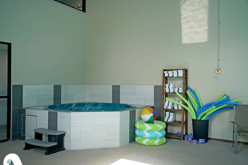 Baymont by Wyndham Monte Vista - photo 14