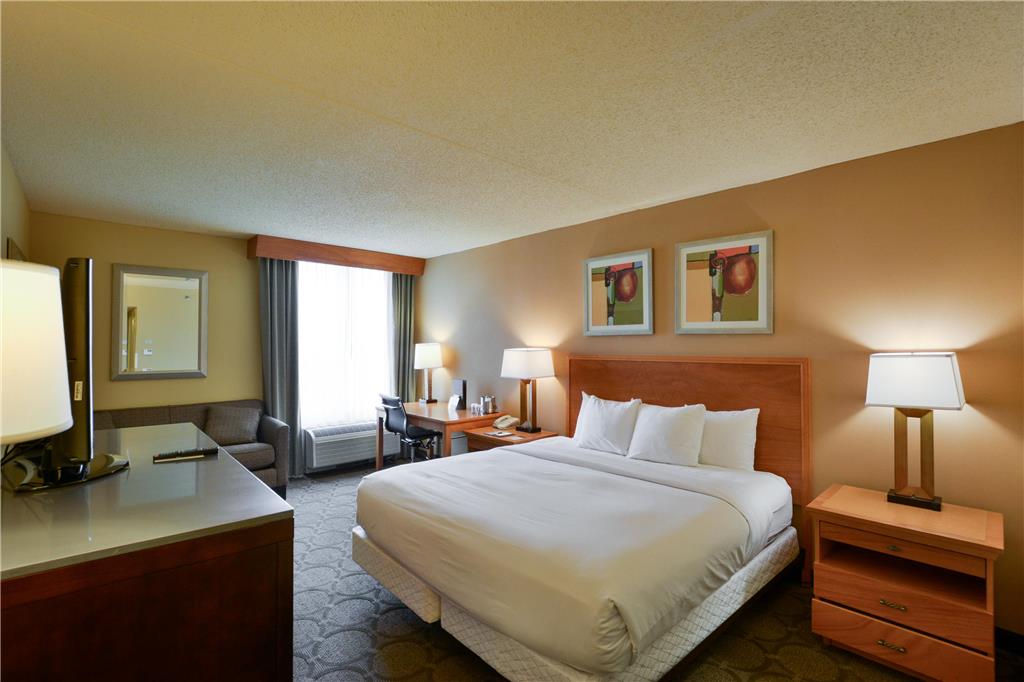 Wyndham Columbus - photo 13