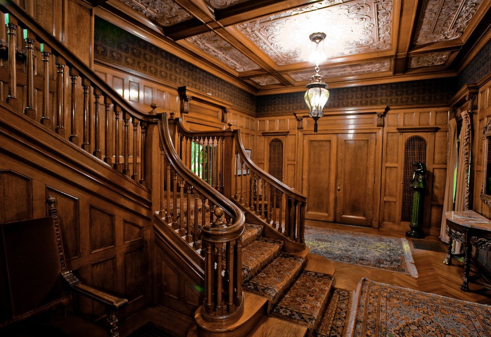The Inn at Irwin Gardens - photo 16