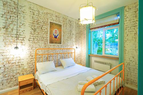 Unique and Beautiful 1BR Apt in Historic Tbilisi by Wehost