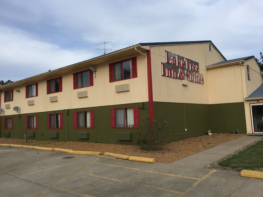 Laketree Inn And Suites Marion - photo 2