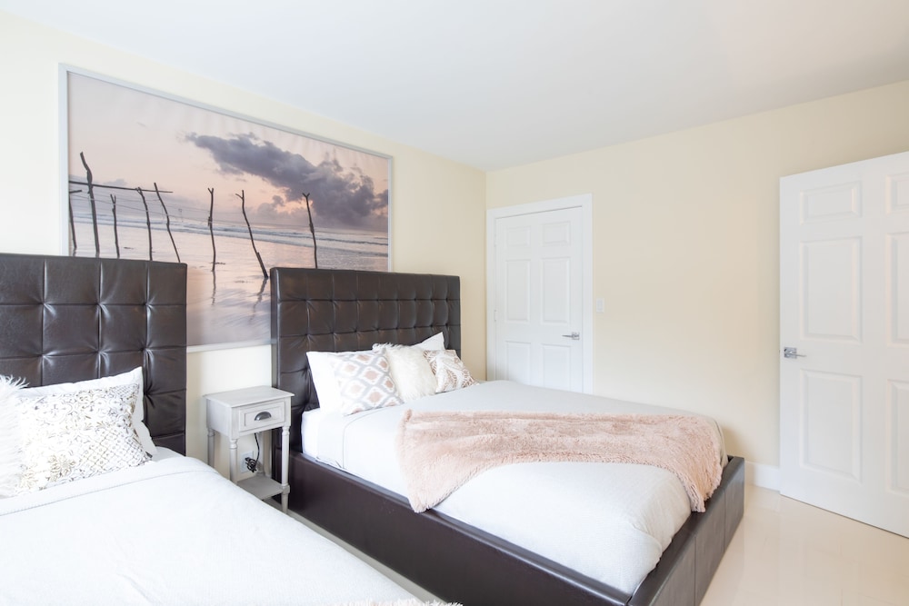 Pompano Suites by the Beach - photo 45
