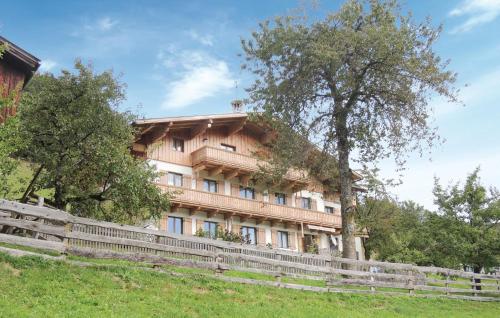 Gemuetliche Ferienwohnung — 4-Star Luxury Hotel in Wagrain, Austria