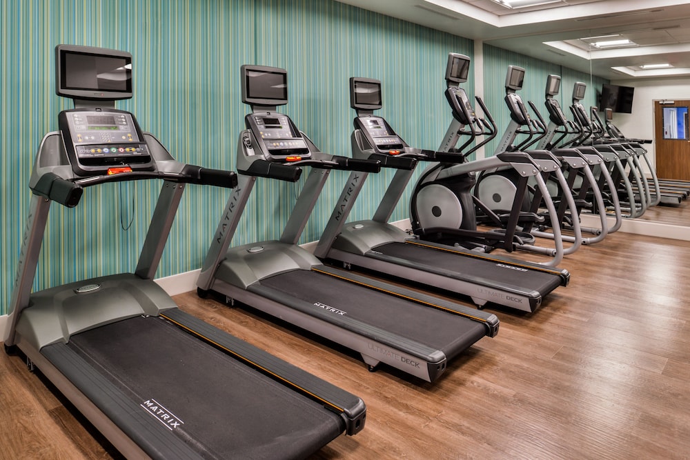 Holiday Inn Express & Suites Siloam Springs by IHG - photo 32