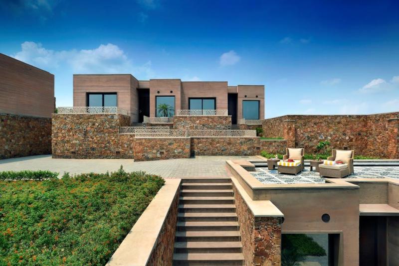 The Lalit Mangar — 4-Star Luxury Hotel in Faridabad, India