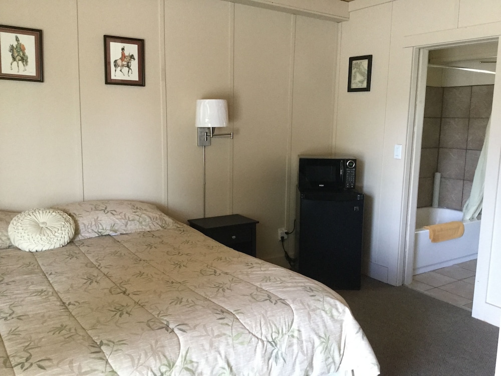 Cedars Motel — Princeton — photo 5