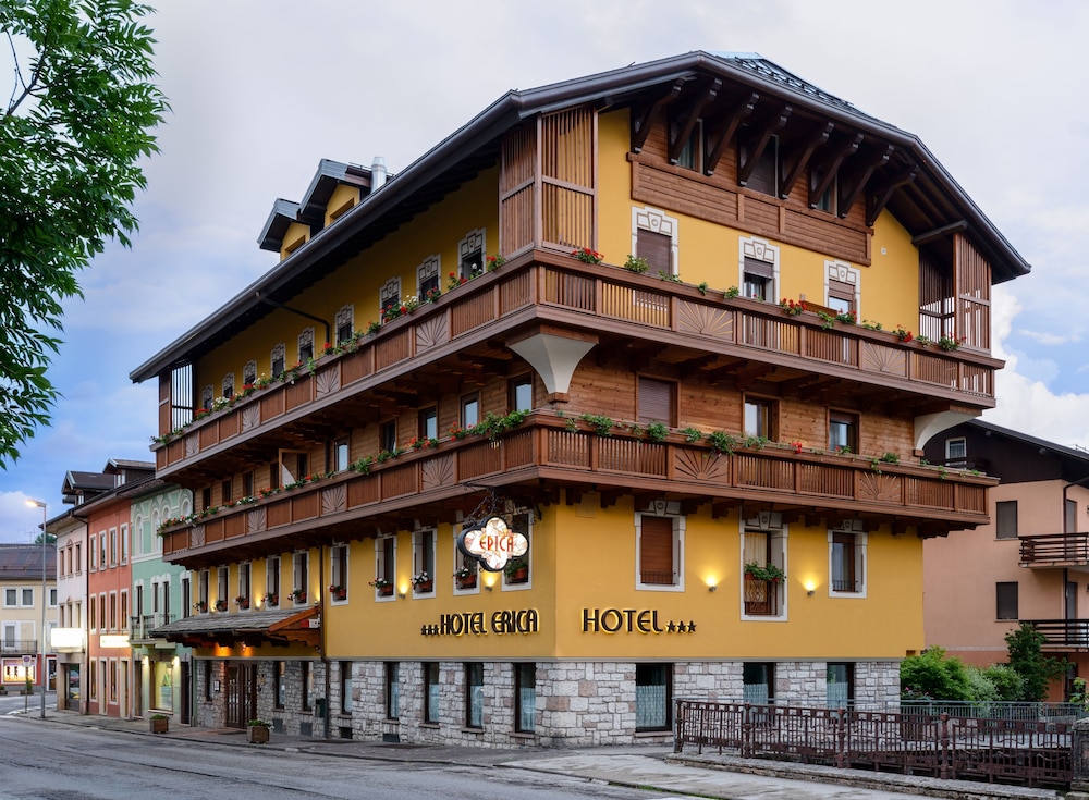 Relax Hotel Erica — Asiago
