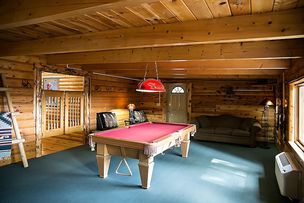 Holy Smoke Resort - photo 31