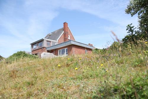 Murmelhaus - carbon neutral hotel in Unknown City