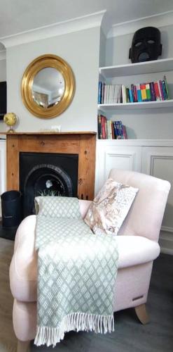 Windsor Cottage: Cosy Charming Full of Character — 4-Star Luxury Hotel in Windsor, United Kingdom